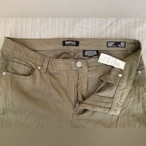 Buffalo Ankle Length pants, size 12/32